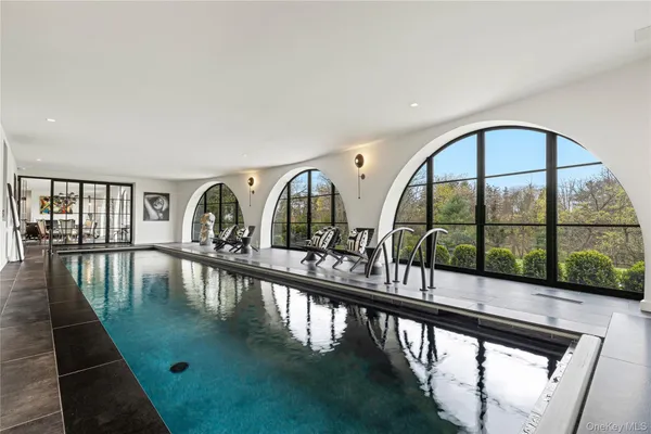 $9,750,000 | 2 Fargo Lane, Irvington, NY 10533