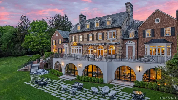 $9,750,000 | 2 Fargo Lane, Irvington, NY 10533