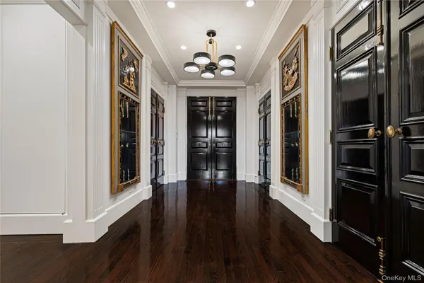 $9,750,000 | 2 Fargo Lane, Irvington, NY 10533