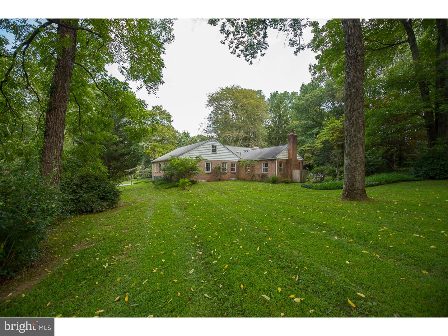 1048 Tenby Road Berwyn, PA 19312 - Photo 3 of 25 Exterior Back