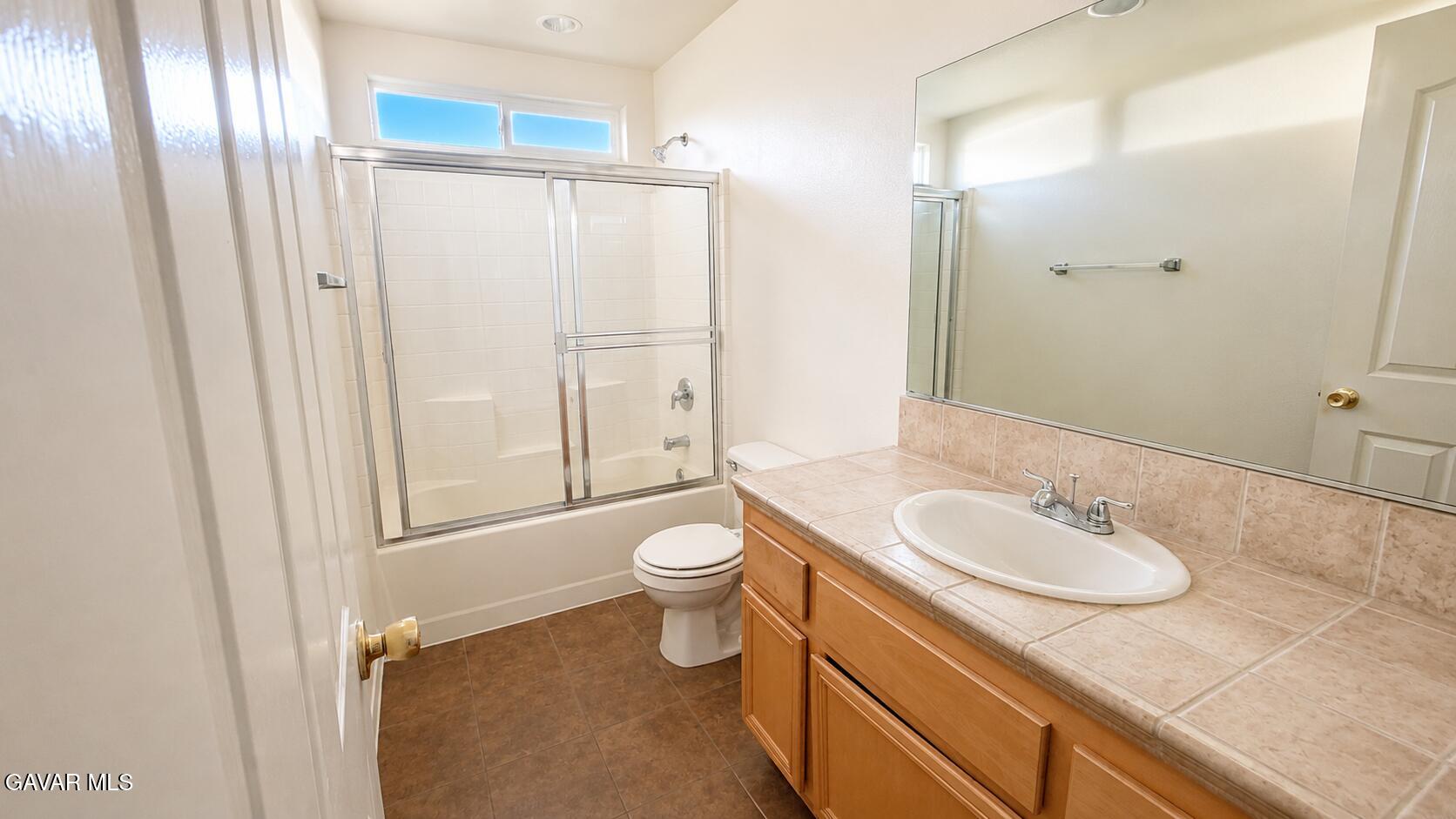 43737 Raysack Avenue Lancaster, CA 93535 - Photo 19 of 29 5BA12B5F-0D09-484A-903F-ED0C9F520D81