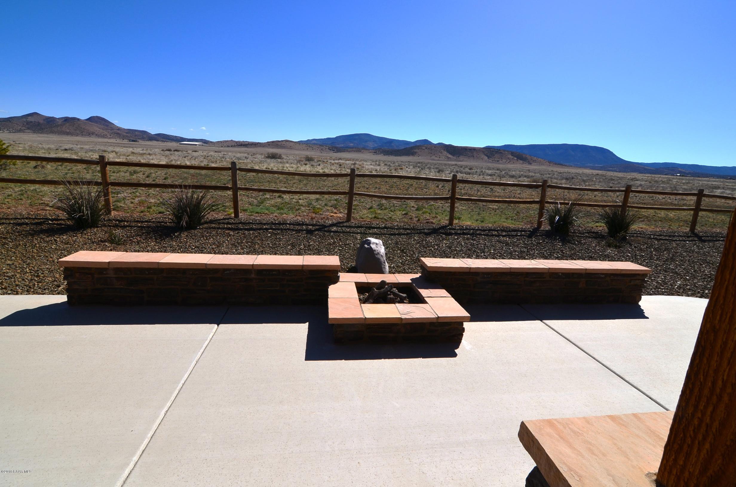 9474 Dows Ranch Road Prescott Valley, AZ 86315 - Photo 18 of 55 a view of outdoor space with seating