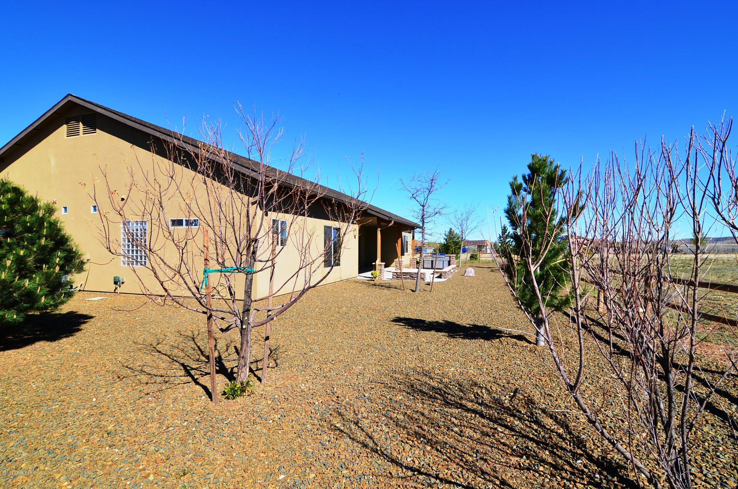 9474 Dows Ranch Road Prescott Valley, AZ 86315 - Photo 55 of 55 Side of Home with Landscaping