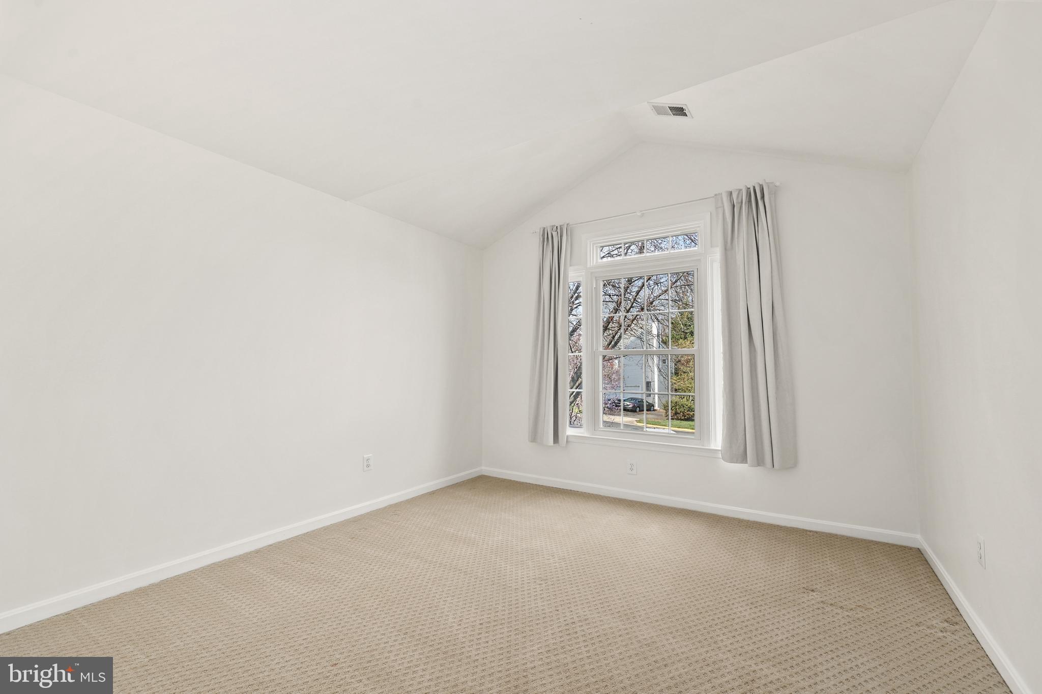 11405 Northwind Court Reston, VA 20194 - Photo 44 of 60 Bedroom 3