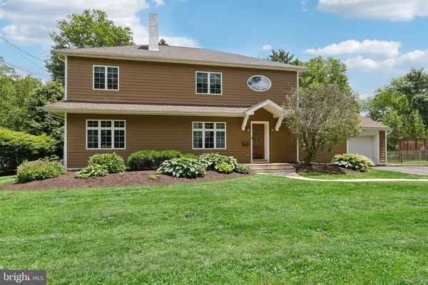 $1,045,000 | 313 Hale Street, Pennington, NJ 08534