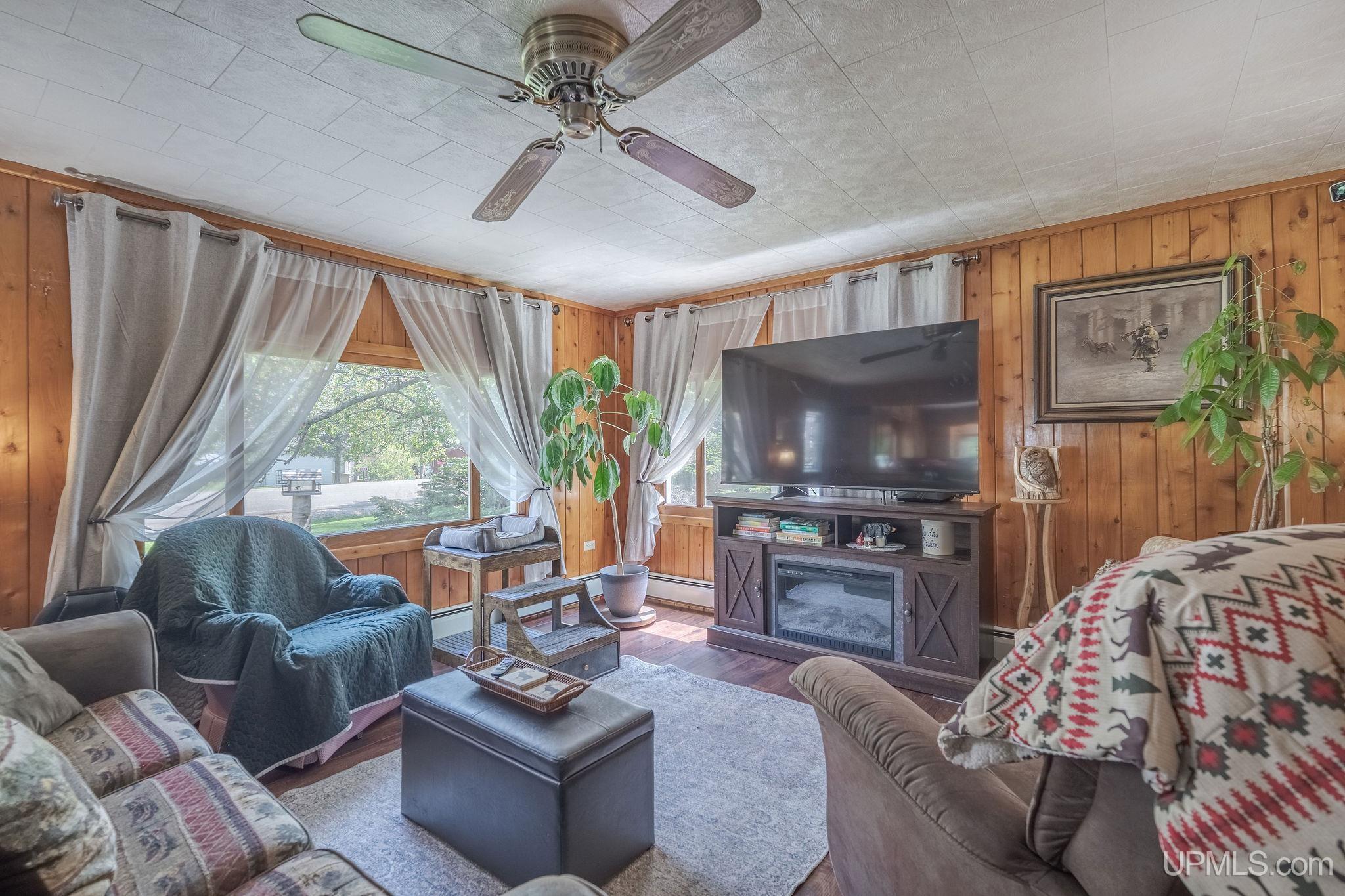 6605 Autrain Forest Lake Road Au Train, MI 49806 - Photo 10 of 49