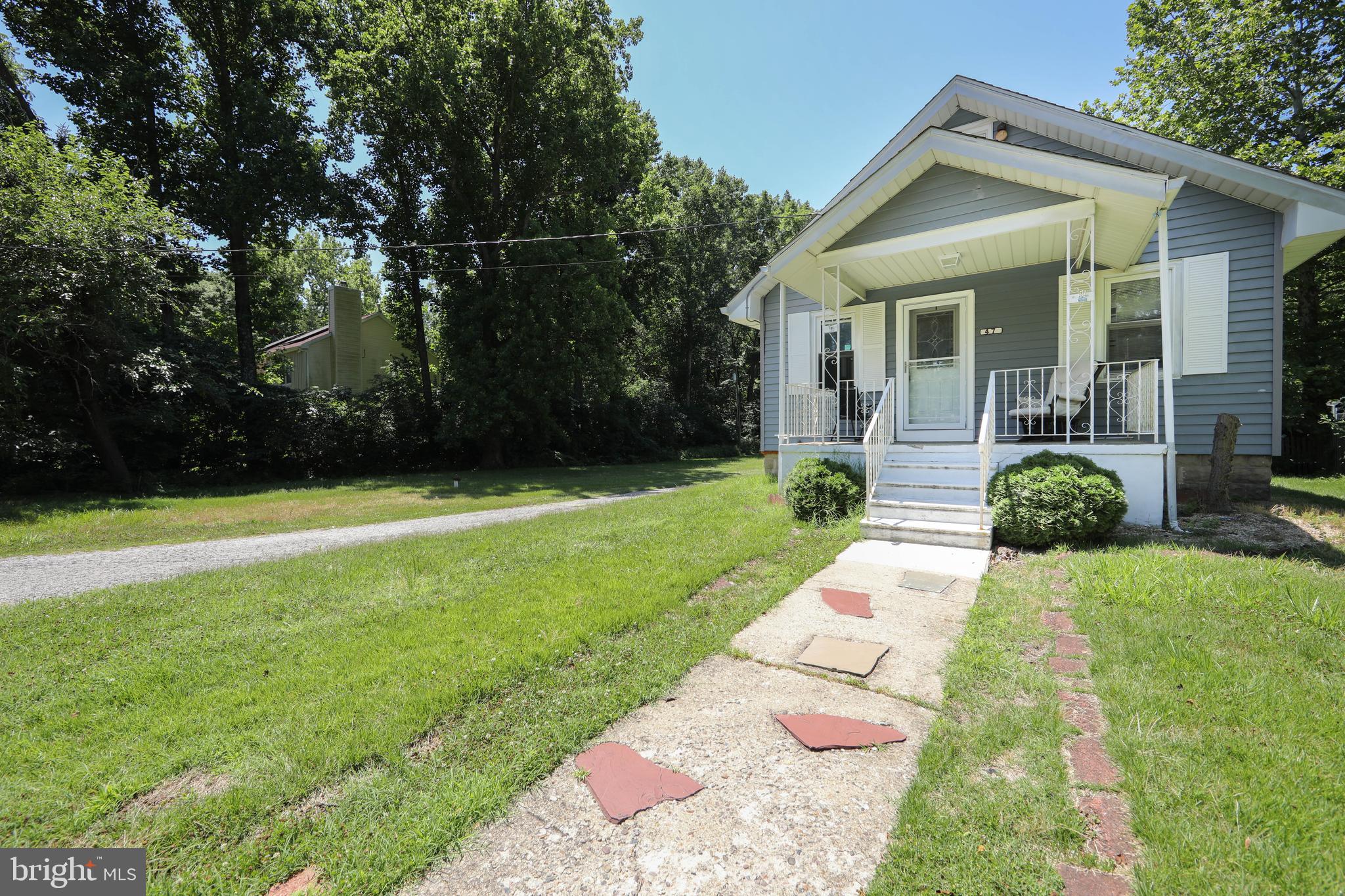 47 Spring Garden Street Lindenwold, NJ 08021 - Photo 3 of 26