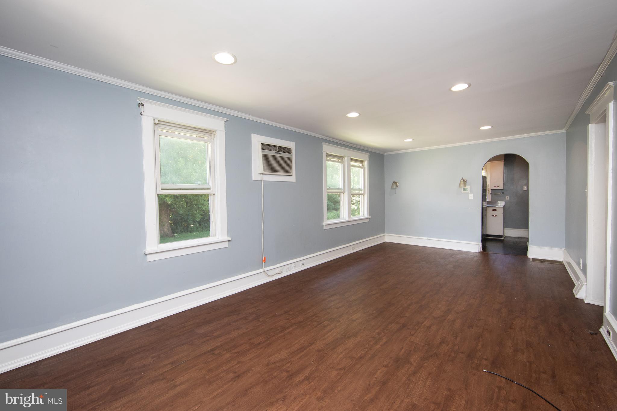 47 Spring Garden Street Lindenwold, NJ 08021 - Photo 4 of 26