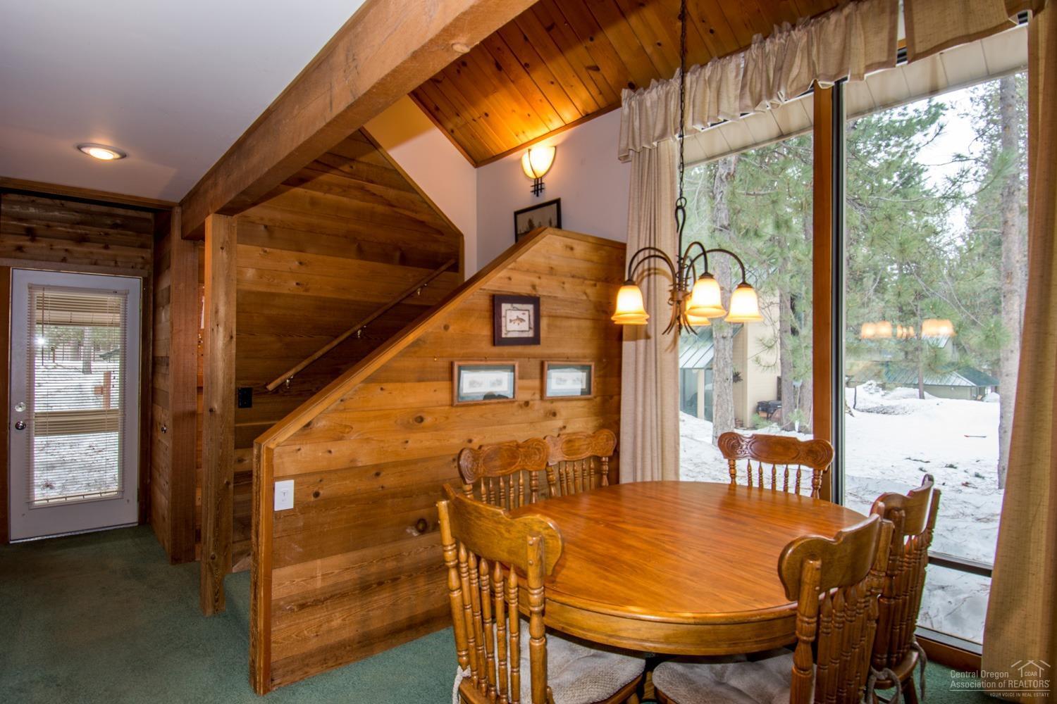 13 Ranch Cabin Road Sunriver, OR 97707 - Photo 10 of 21 Gallery Image 10