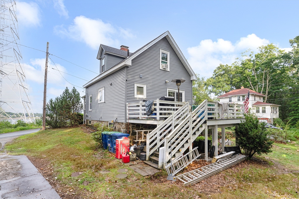 23 Venus Road Braintree, MA 02184 - Photo 7 of 21 Gallery Image 7