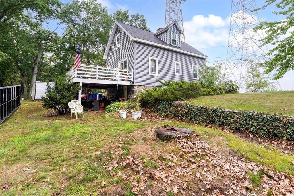 23 Venus Road Braintree, MA 02184 - Photo 8 of 21 Gallery Image 8