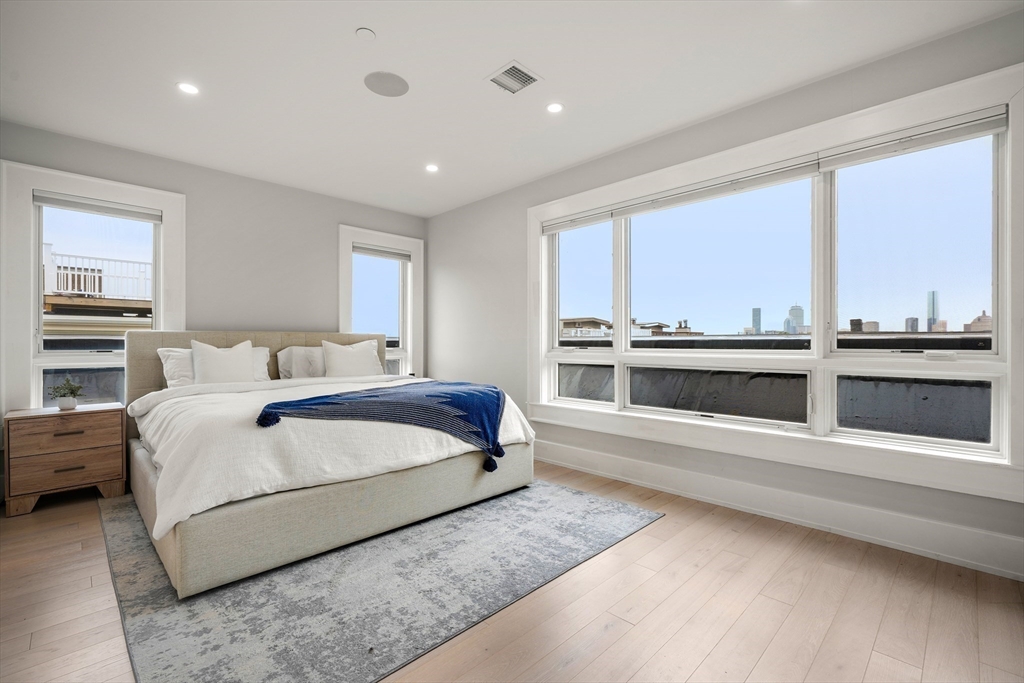 53 F Street, Unit 5 Boston, MA 02127 - Photo 16 of 29