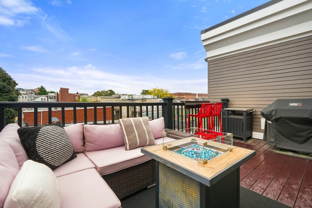 53 F Street, Unit 5 Boston, MA 02127 - Photo 23 of 29