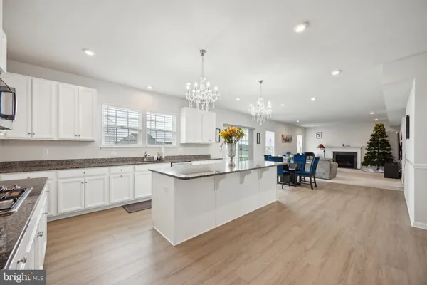 $699,900 | 82 Kingsberry Lane, Woodstown, NJ 08098