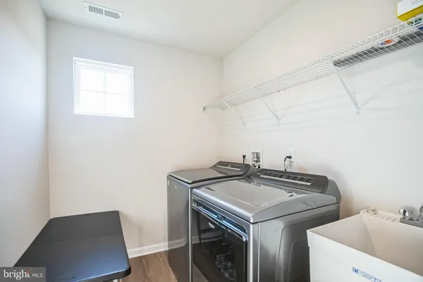 $699,900 | 82 Kingsberry Lane, Woodstown, NJ 08098