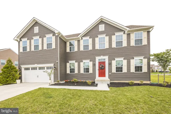 $699,900 | 82 Kingsberry Lane, Woodstown, NJ 08098