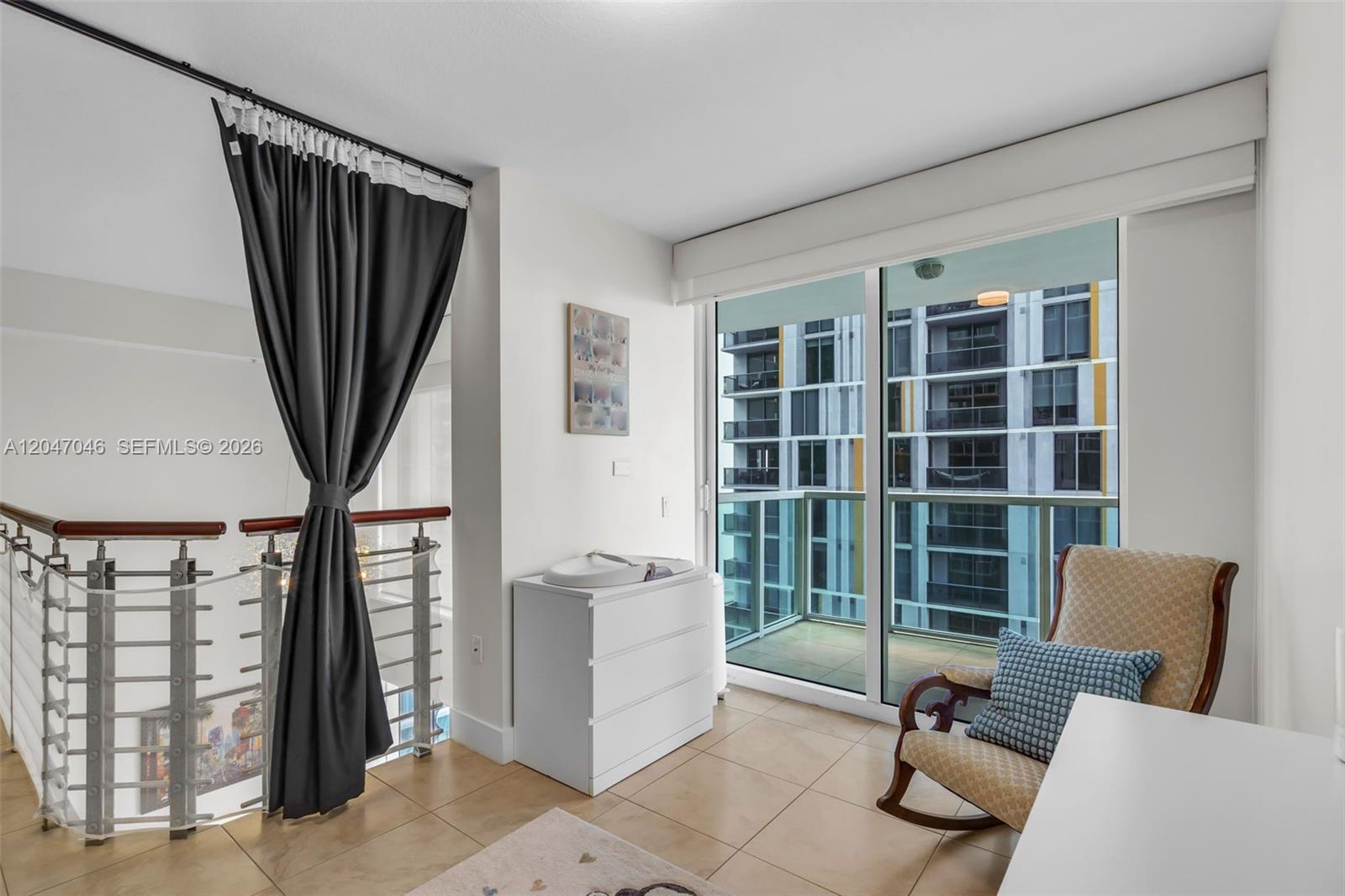 41 Southeast 5th Street, Unit 908 Miami, FL 33131 - Photo 9 of 26
