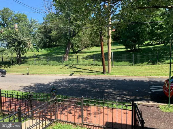 $3,400 | 2237 14th Street Southeast, Washington, DC 20020