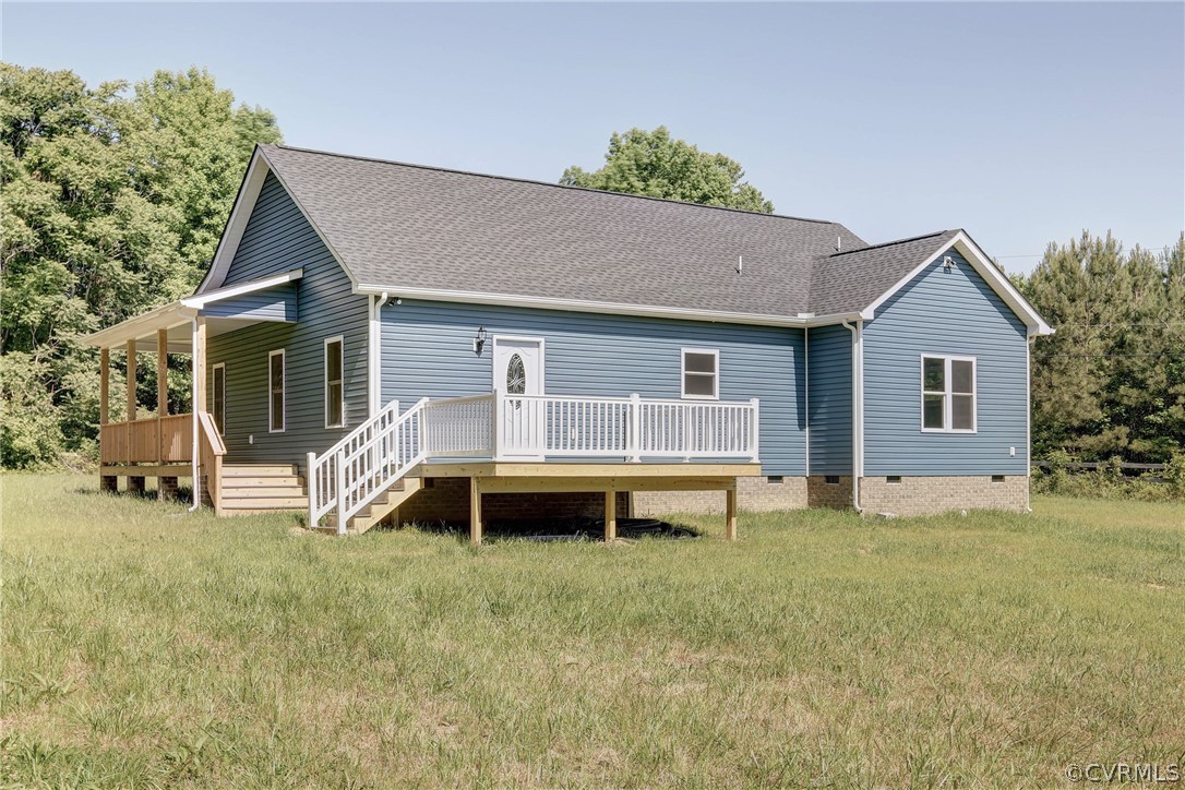 301 Riverside Drive Lanexa, VA 23089 - Photo 15 of 15 Vinyl Railing and Trex Decking an Upgrade