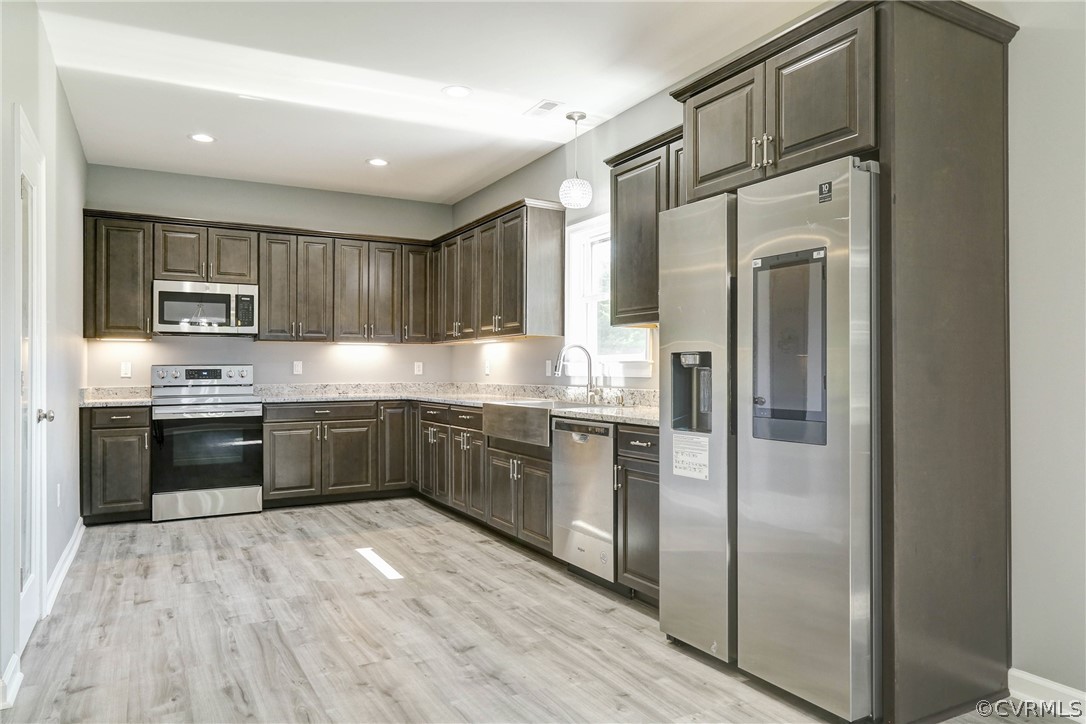 301 Riverside Drive Lanexa, VA 23089 - Photo 3 of 15 Kitchen - Refrigerator not included