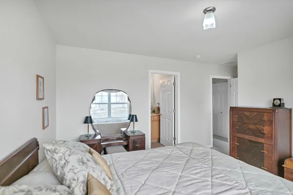 $429,900 | 320 West Wood Street, Palatine, IL 60067