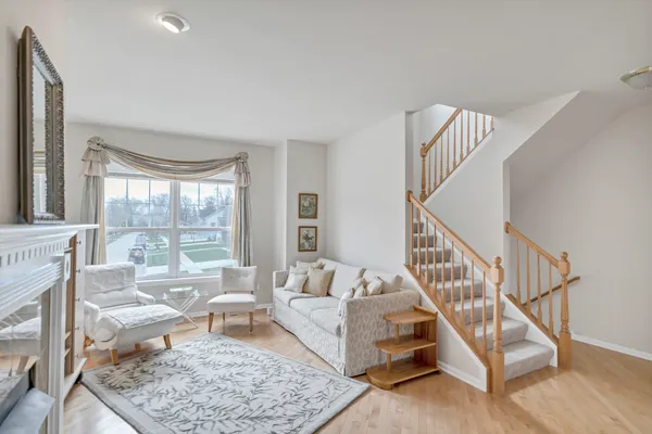 $429,900 | 320 West Wood Street, Palatine, IL 60067
