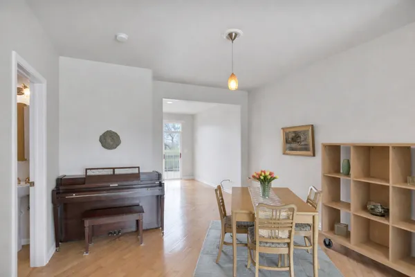 $429,900 | 320 West Wood Street, Palatine, IL 60067