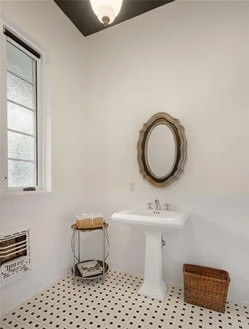 $2,998,000 | 302 South America Street, Covington, LA 70433