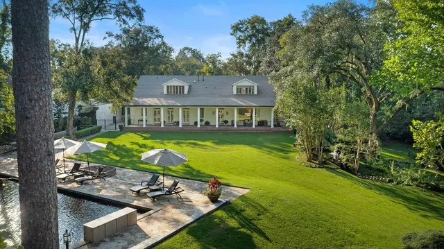 $2,998,000 | 302 South America Street, Covington, LA 70433