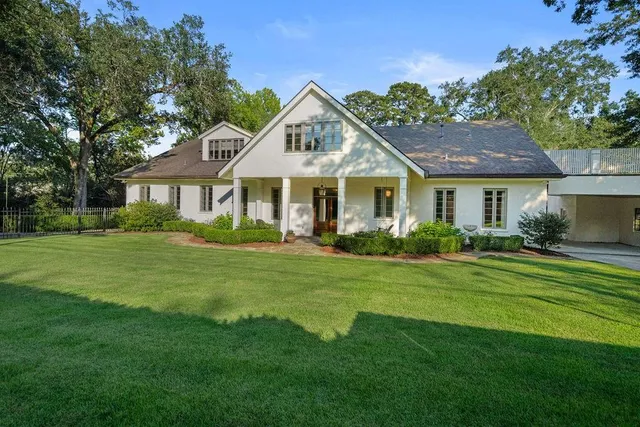 $2,998,000 | 302 South America Street, Covington, LA 70433