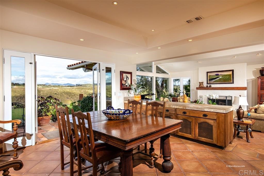 16759 Zumaque Street Rancho Santa Fe, CA 92067 - Photo 3 of 23 Gallery Image 3