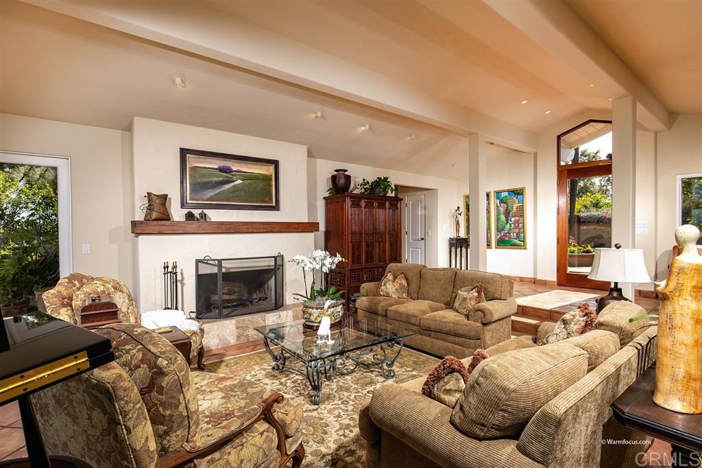 16759 Zumaque Street Rancho Santa Fe, CA 92067 - Photo 4 of 23 Gallery Image 4