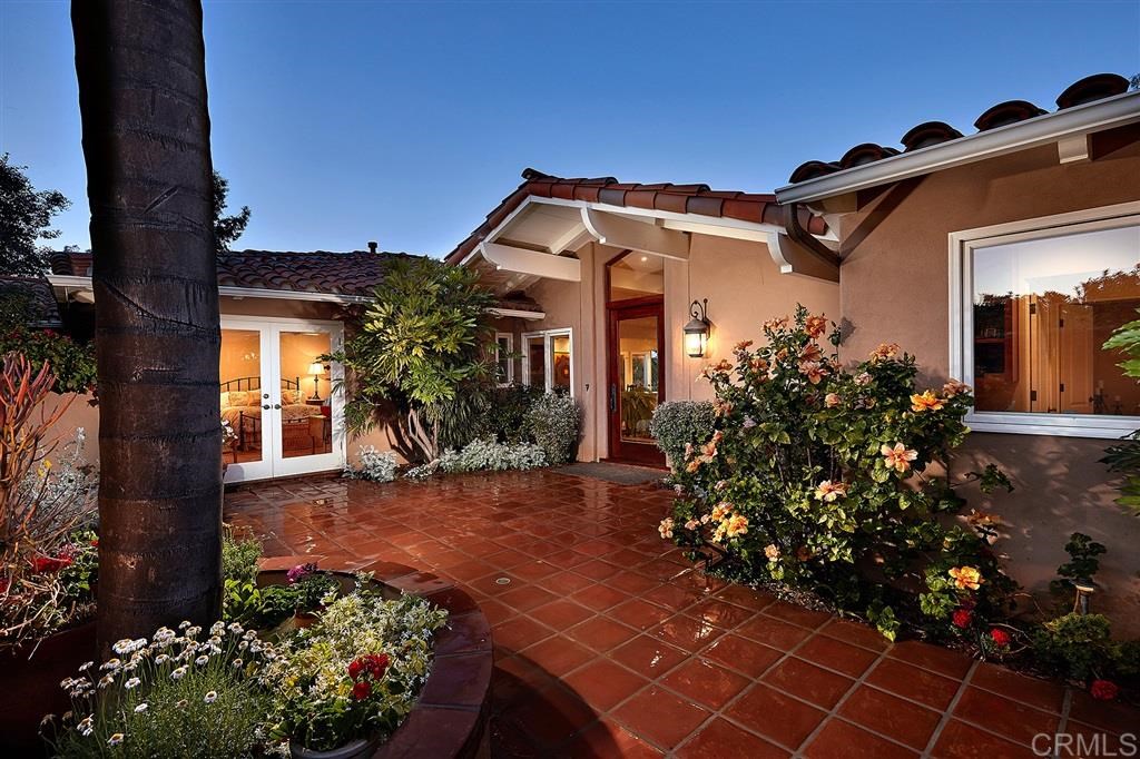 16759 Zumaque Street Rancho Santa Fe, CA 92067 - Photo 8 of 23 Gallery Image 8