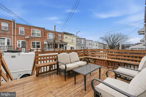 $680,000 | 216 Ascot Place Northeast, Washington, DC 20002