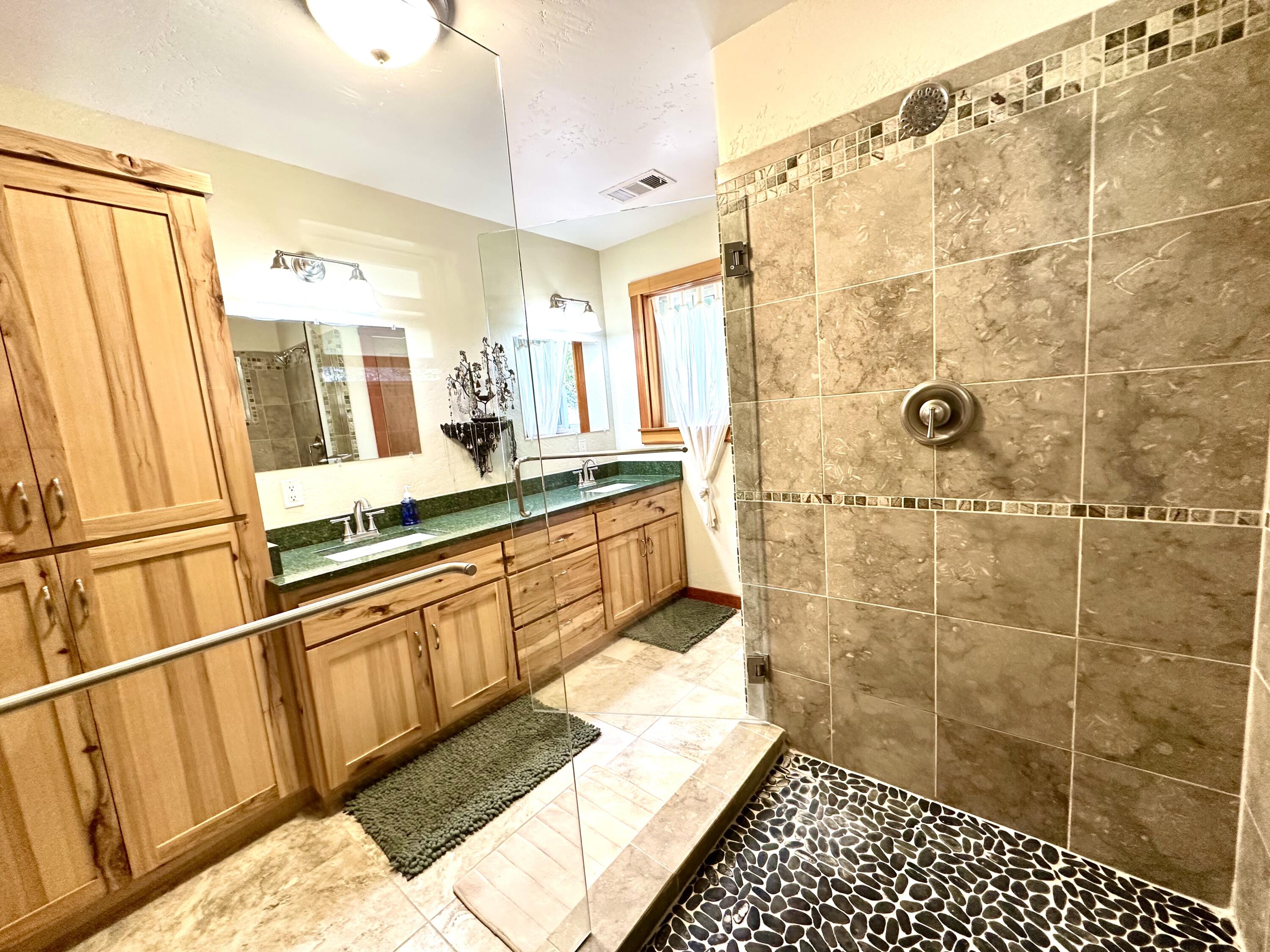 1665 Seeley Mc Intosh Road Willow Creek, CA 95573 - Photo 20 of 76