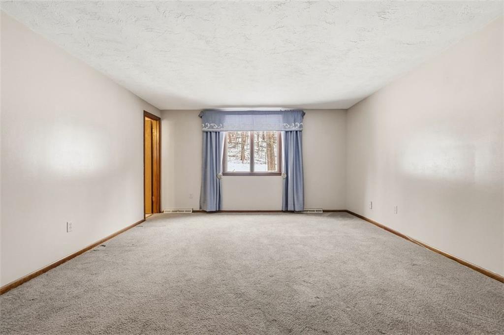 21 West Hillcrest Road Eighty Four, PA 15330 - Photo 33 of 48