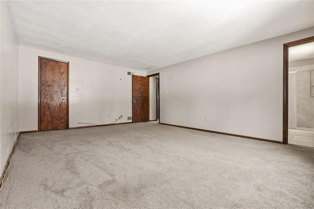 21 West Hillcrest Road Eighty Four, PA 15330 - Photo 34 of 48