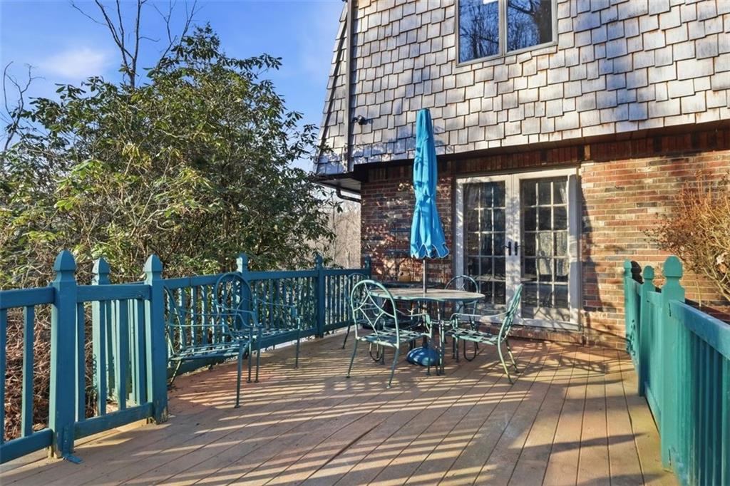 21 West Hillcrest Road Eighty Four, PA 15330 - Photo 42 of 48