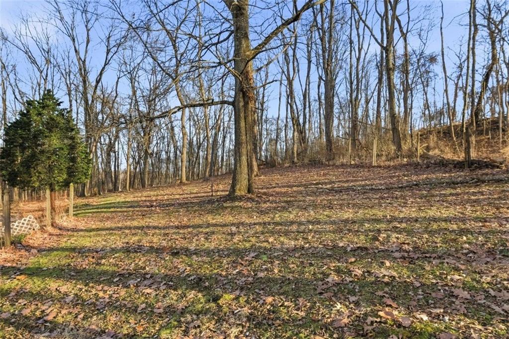 21 West Hillcrest Road Eighty Four, PA 15330 - Photo 6 of 48