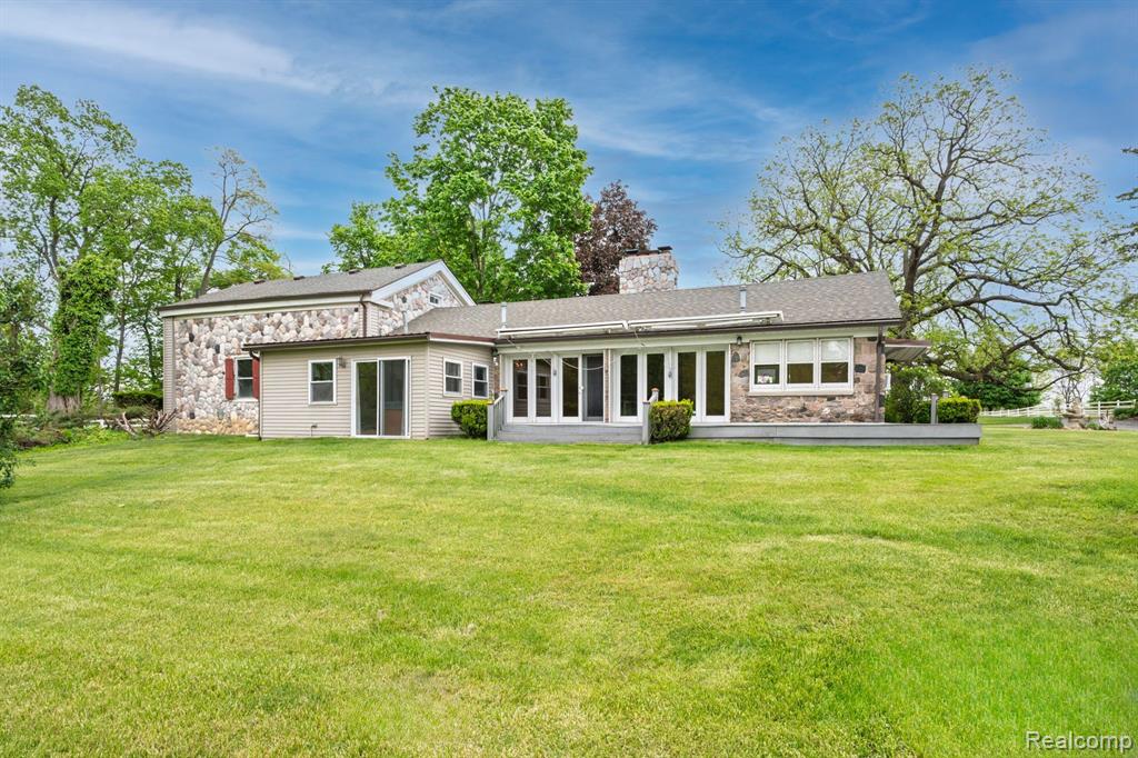 775 Sexton Road Howell, MI 48843 - Photo 41 of 96