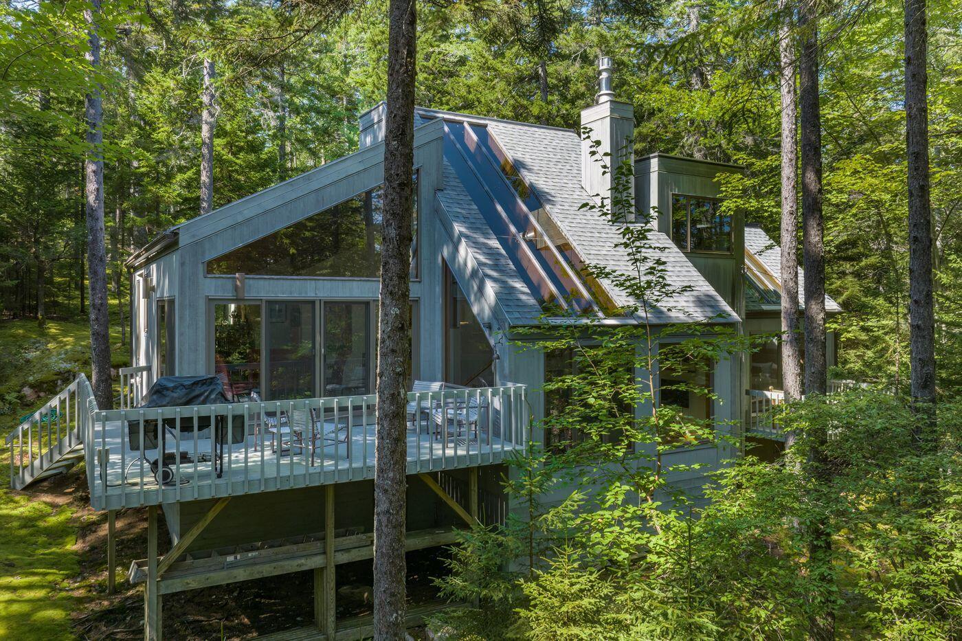 17 Schoolhouse Ledge Road Northeast Harbor, ME 04662 - Photo 1 of 22 W2-ME2245-01 - 17 School House Ledge - D