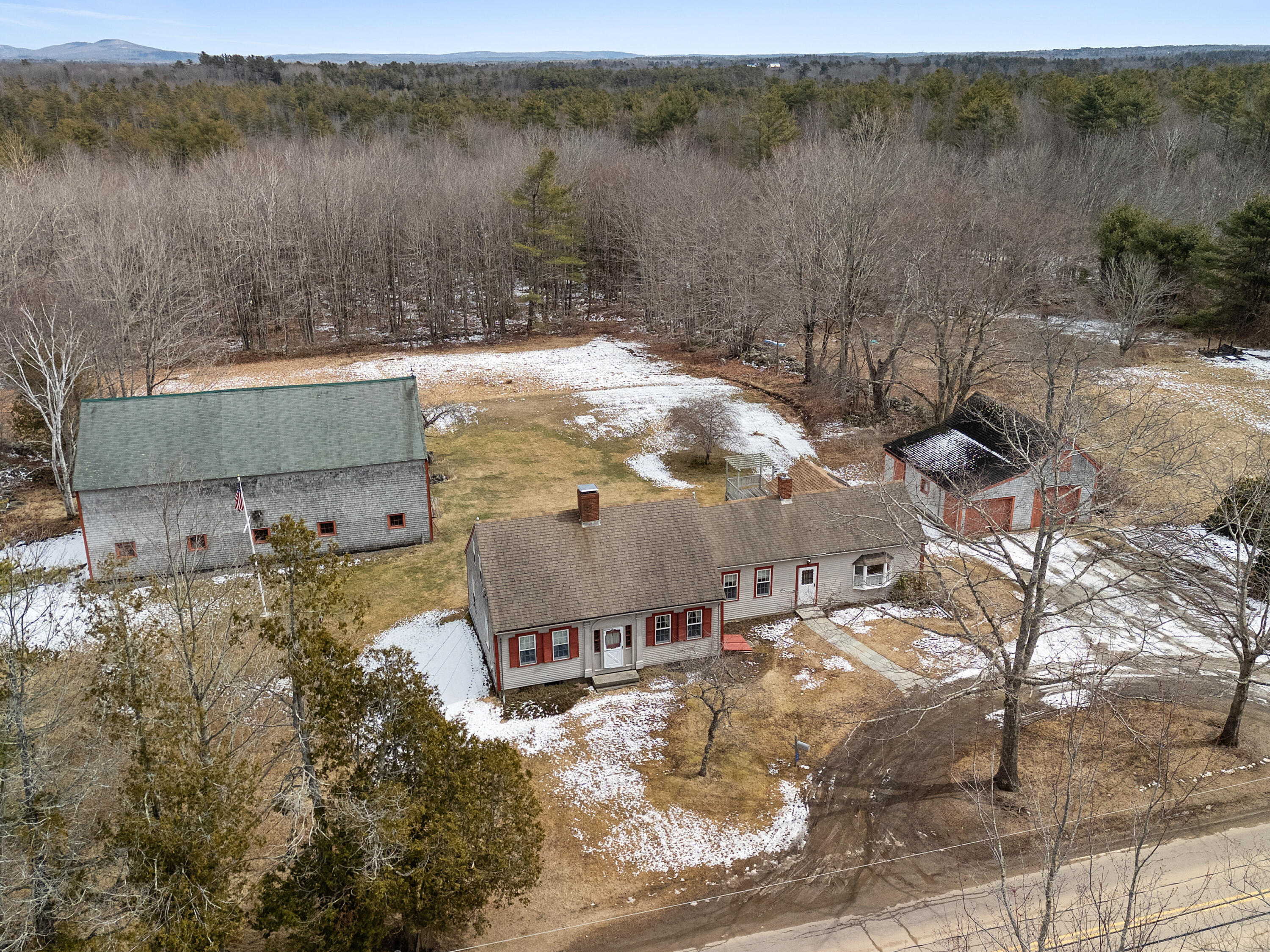 1801 Washington Road Waldoboro, ME 04572 - Photo 1 of 83 6