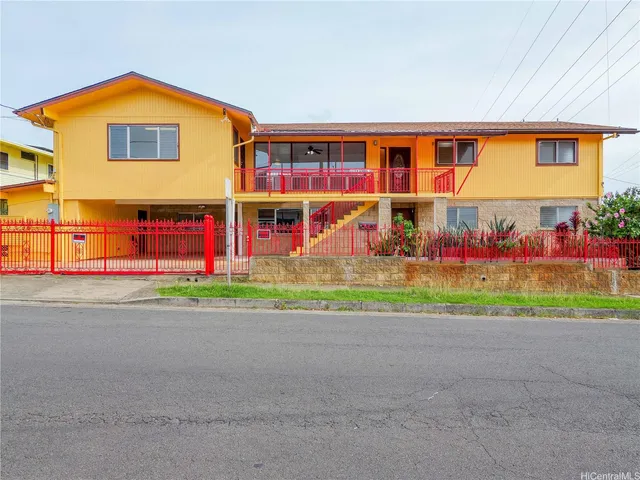 $1,400,000 | 2210 North School Street, Honolulu, HI 96819
