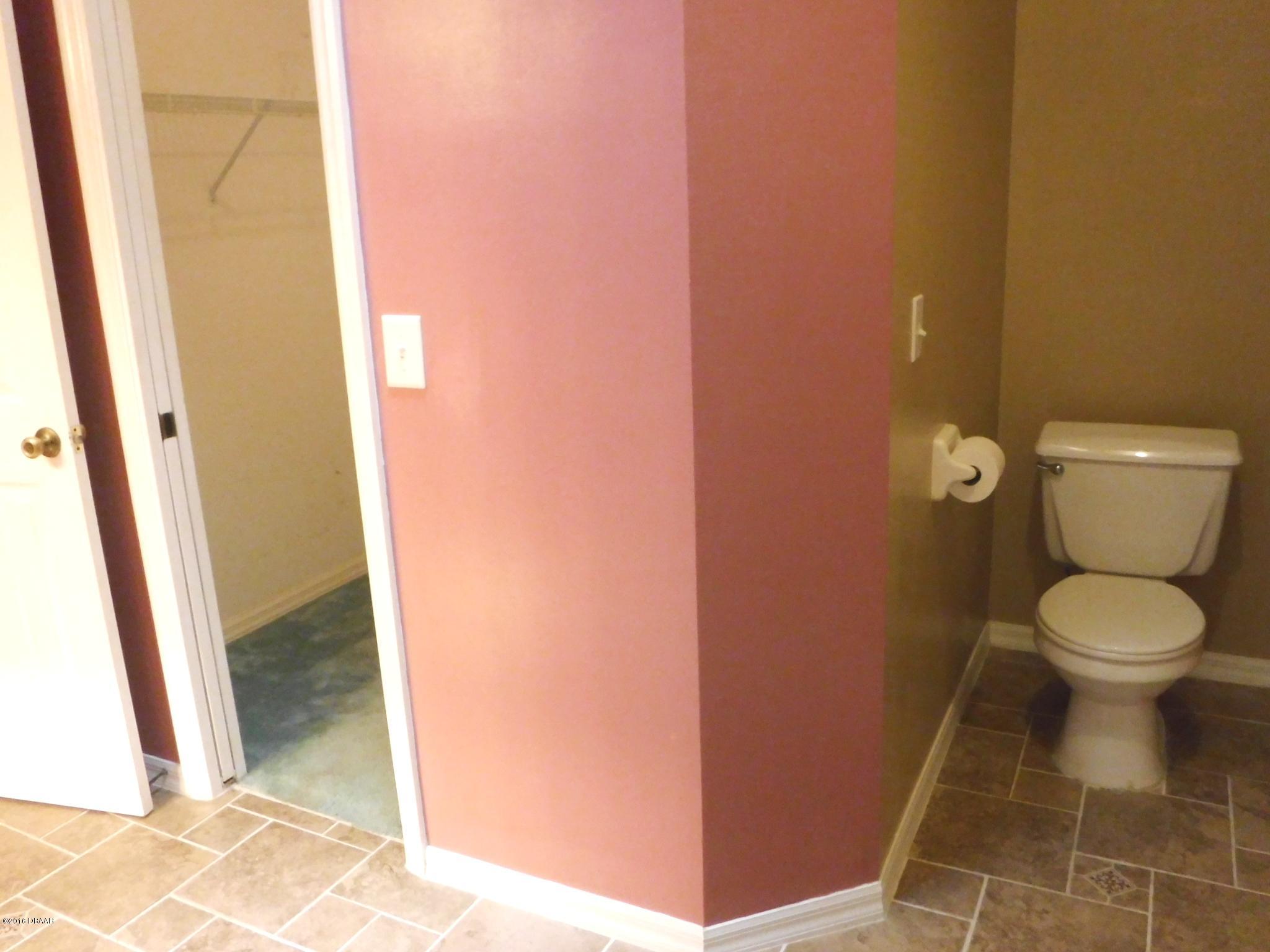 3643 Old Hammock Road Port Orange, FL 32129 - Photo 14 of 22 Walk-in Closet
