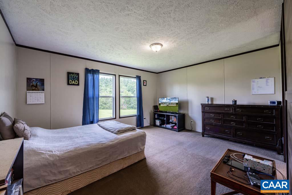 9226 Chestnut Grove Road Esmont, VA 22937 - Photo 12 of 35 Gallery Image 12