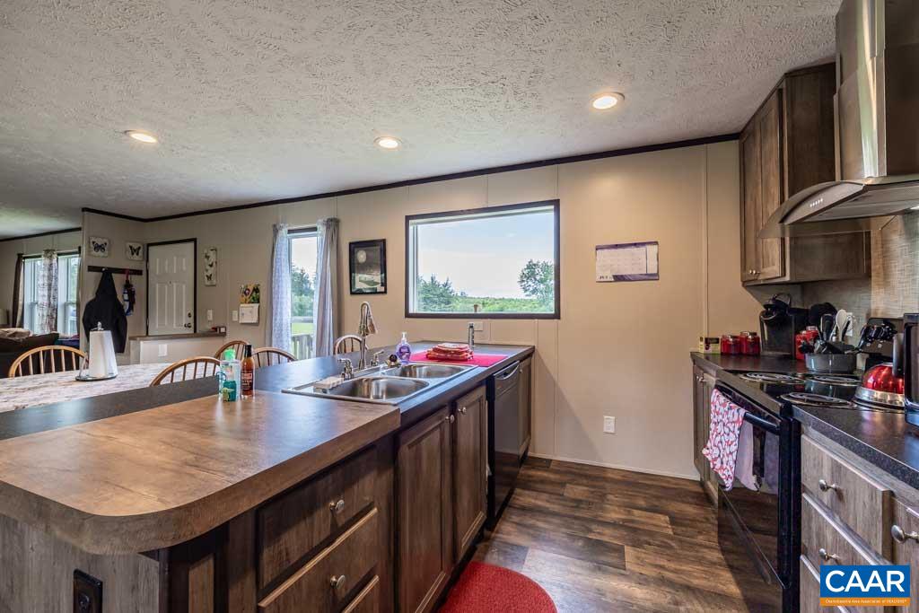 9226 Chestnut Grove Road Esmont, VA 22937 - Photo 8 of 35 Gallery Image 8