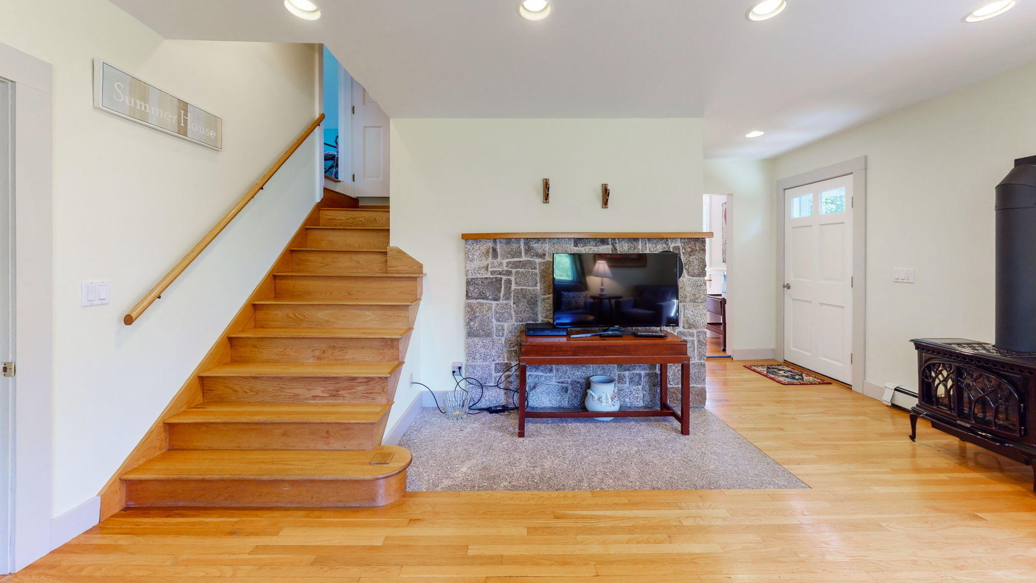 24 Woodside Way Castine, ME 04421 - Photo 17 of 38 24+Woodside+Way+Castine-21-WebQuality-Li