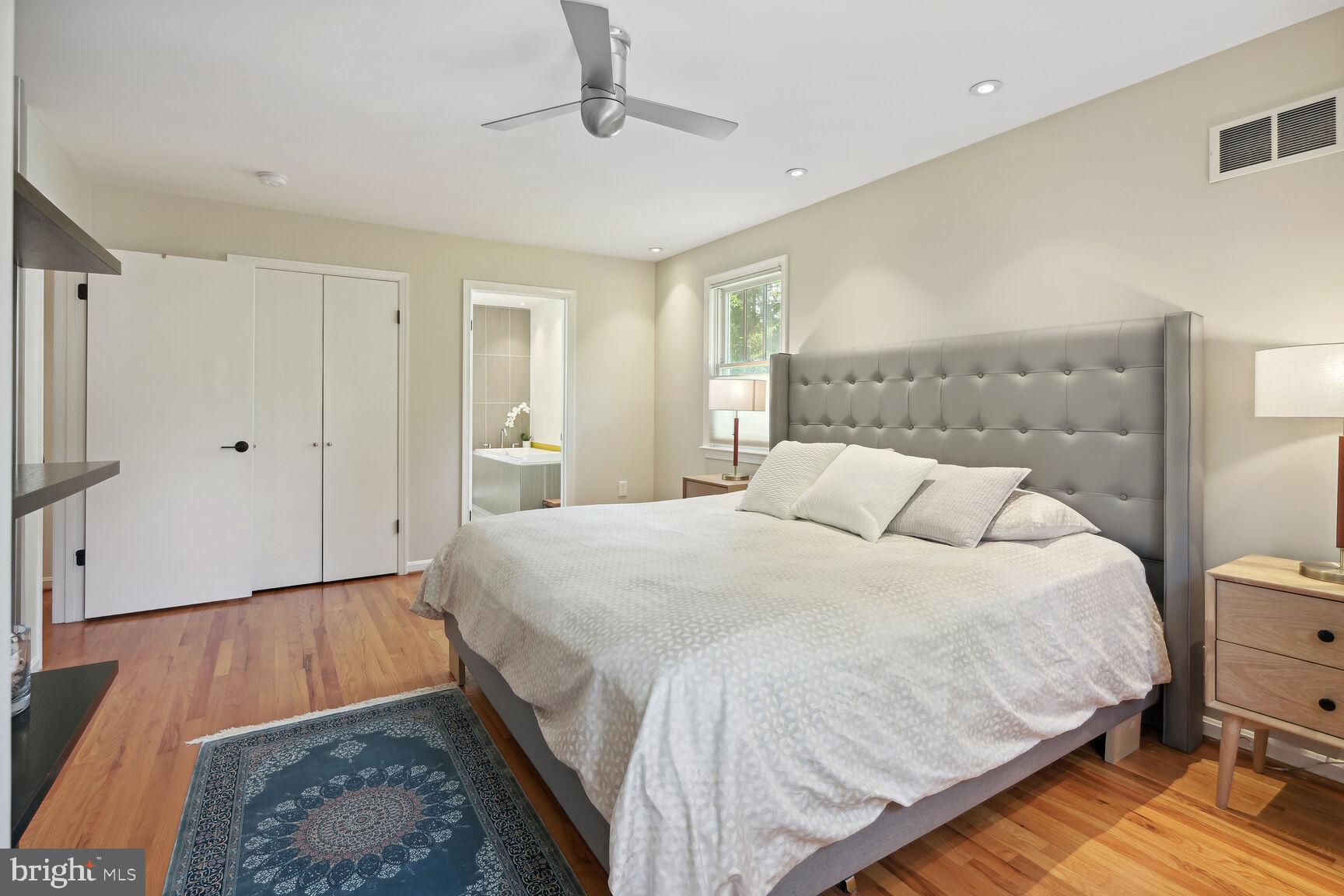 4208 Maple Terrace Chevy Chase, MD 20815 - Photo 15 of 27 Primary bedroom