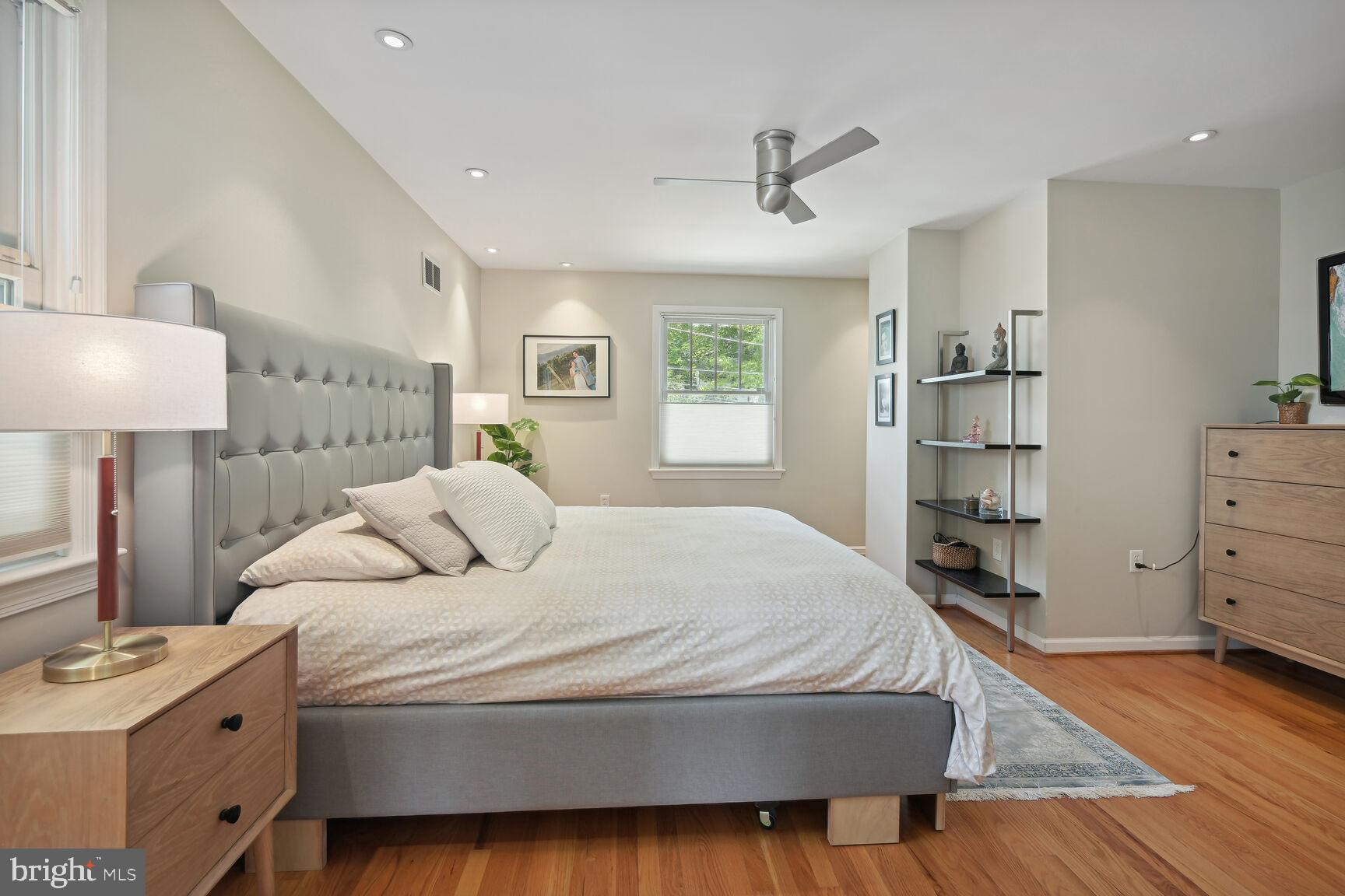 4208 Maple Terrace Chevy Chase, MD 20815 - Photo 16 of 27 Primary bedroom