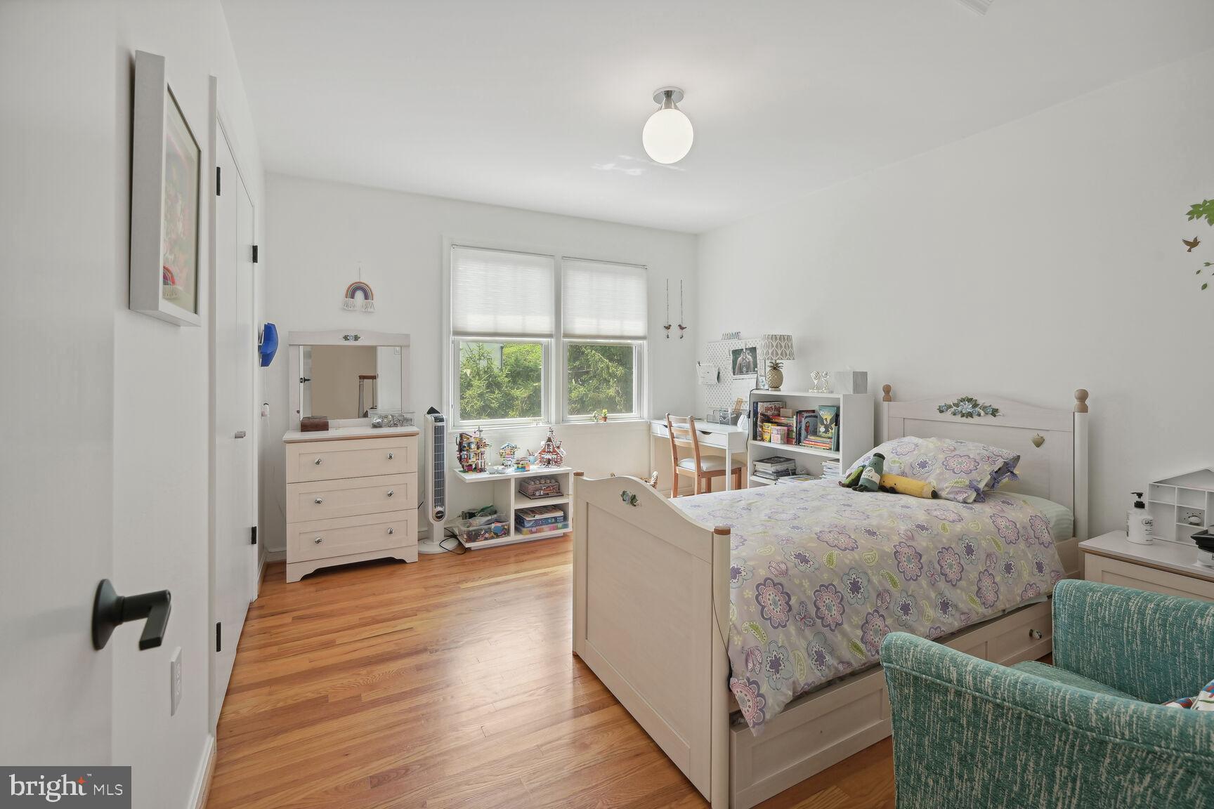 4208 Maple Terrace Chevy Chase, MD 20815 - Photo 18 of 27 Bedroom 2